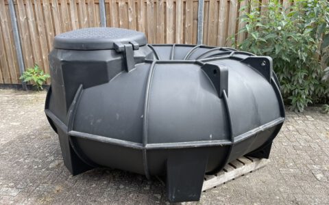 Ondergrondse Opslagtank 3500 liter.