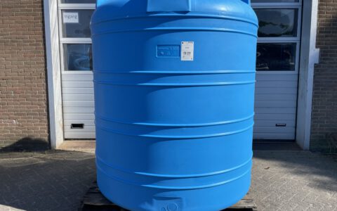 Verticale 5000 liter watertank