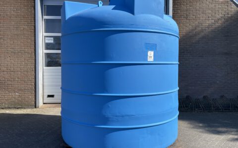 Vertikale 10000 liter watertank.